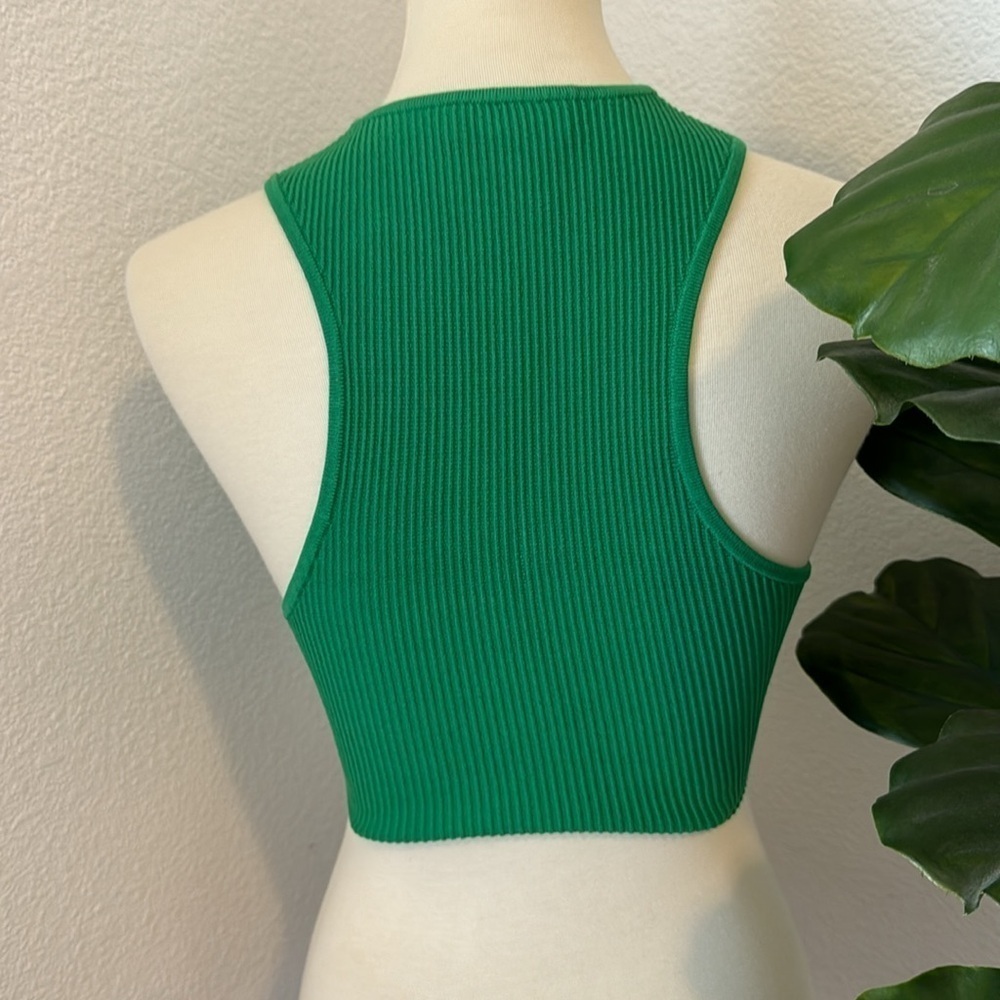 Aritzia Babaton Sculpt Knit Racer Cropped Tank - Picture 3 of 6